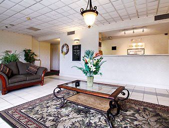 Travelodge Brookville Интерьер фото